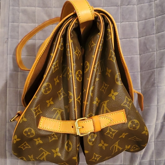 Authentic Louis Vuitton Saumur 35 - Picture 10 of 14